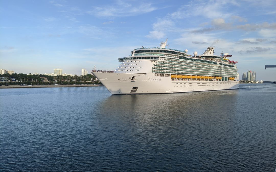 8 Ways To Get Tons of Free Stuff On A Cruise Vacation